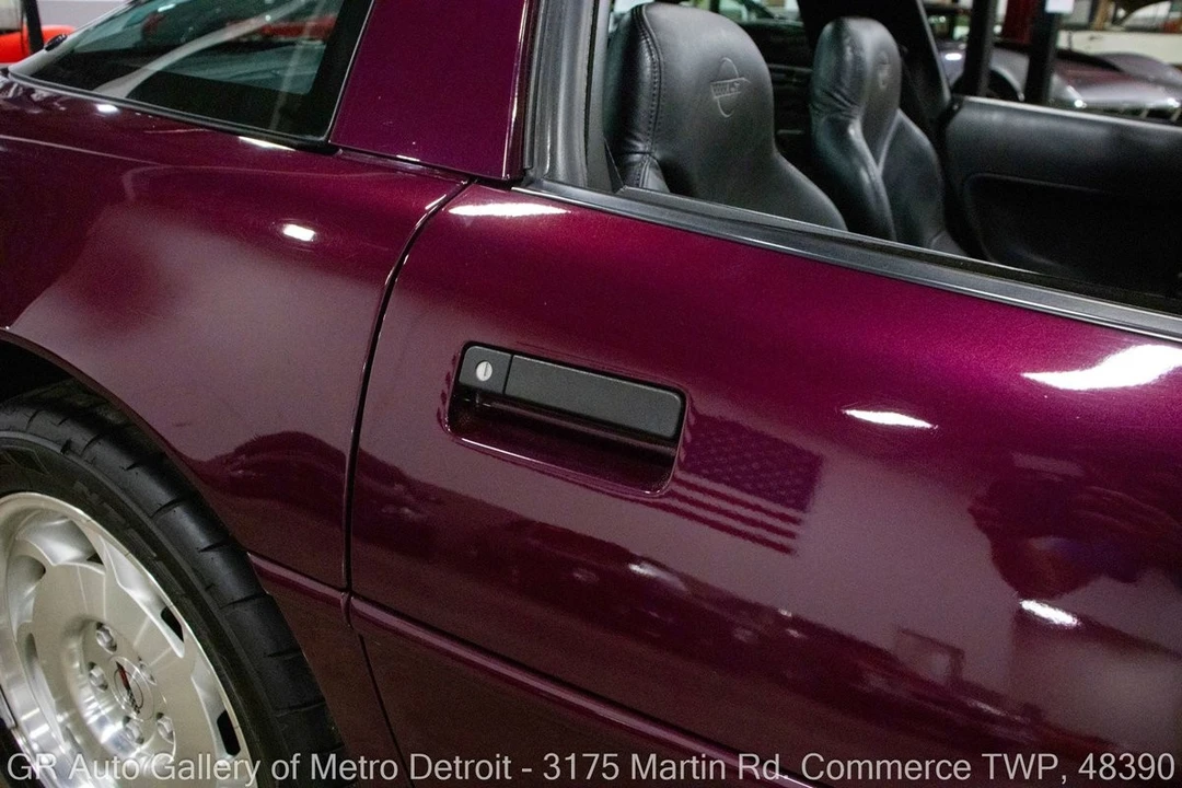 1995 Chevrolet Corvette C4 - Image 16 of 31