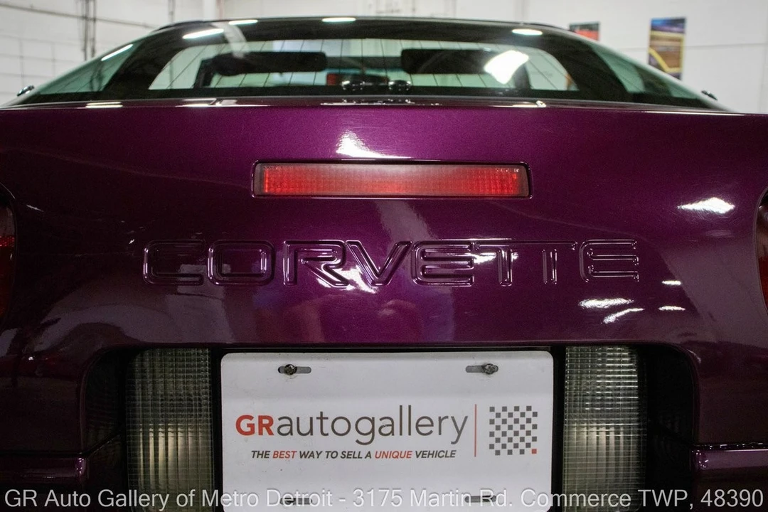 1995 Chevrolet Corvette C4 - Image 15 of 31