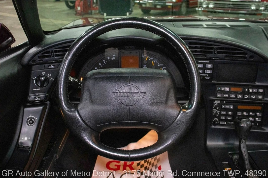1995 Chevrolet Corvette C4 - Image 28 of 31