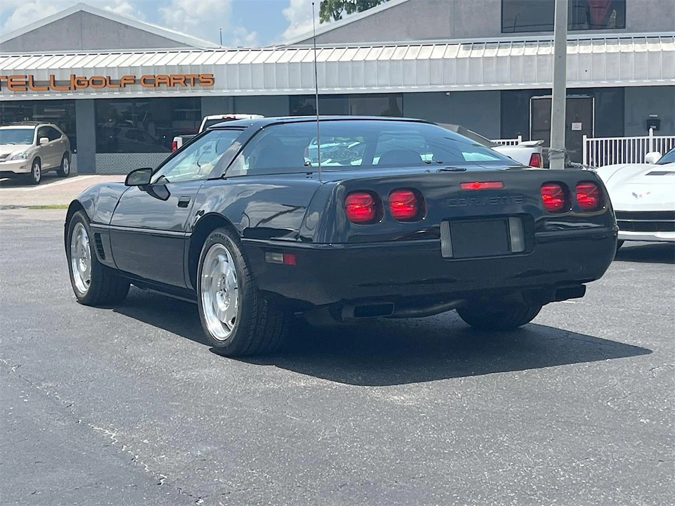 1995 Chevrolet Corvette C4 - Image 5 of 26