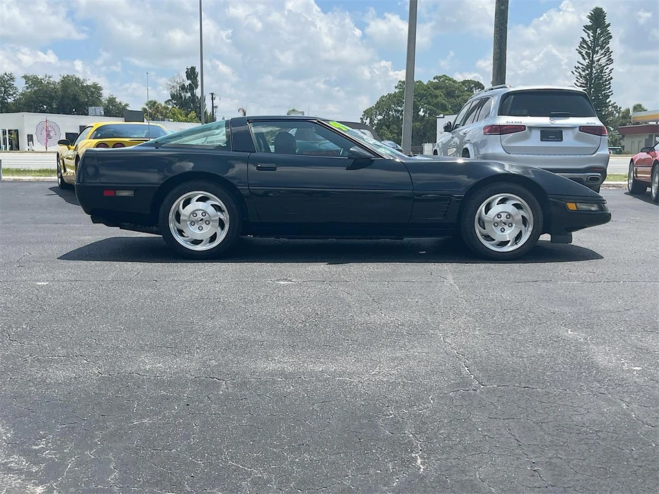 1995 Chevrolet Corvette C4 - Image 8 of 26