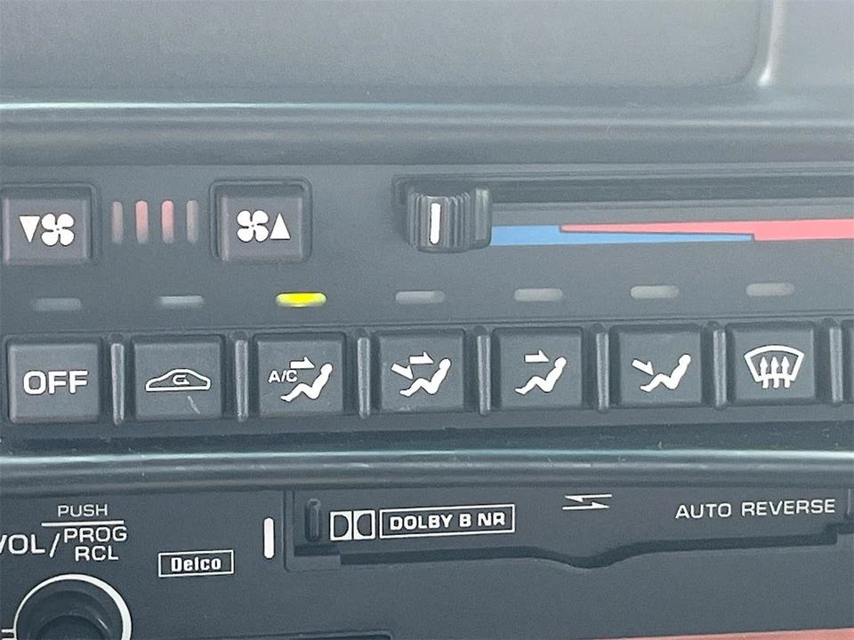 1995 Chevrolet Corvette C4 - Image 14 of 26