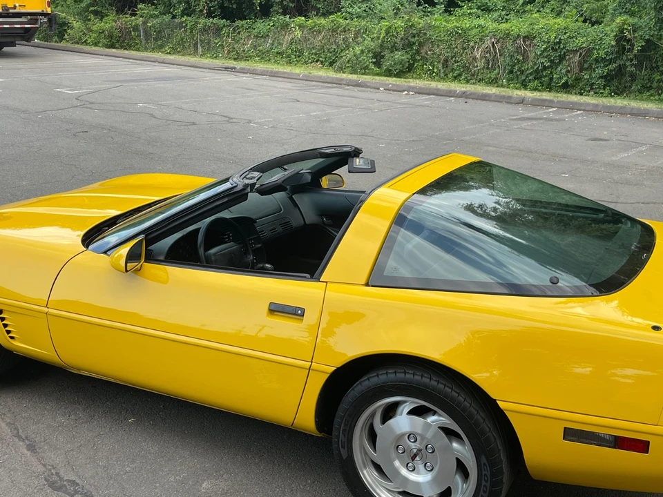 1995 Chevrolet Corvette C4 - Image 14 of 31