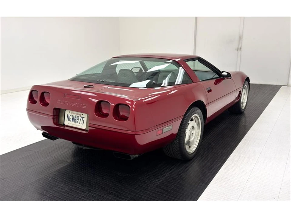 1995 Chevrolet Corvette C4 - Image 8 of 31