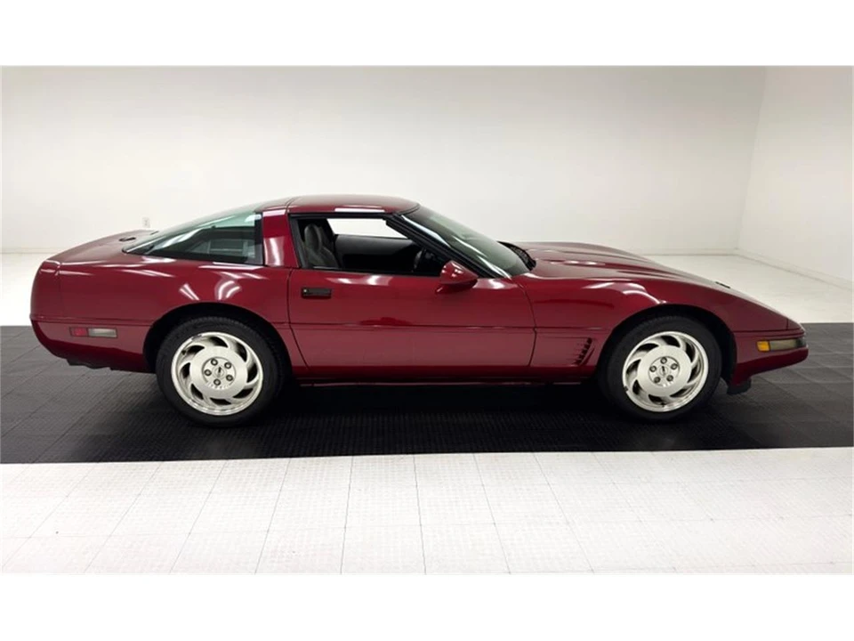 1995 Chevrolet Corvette C4 - Image 9 of 31