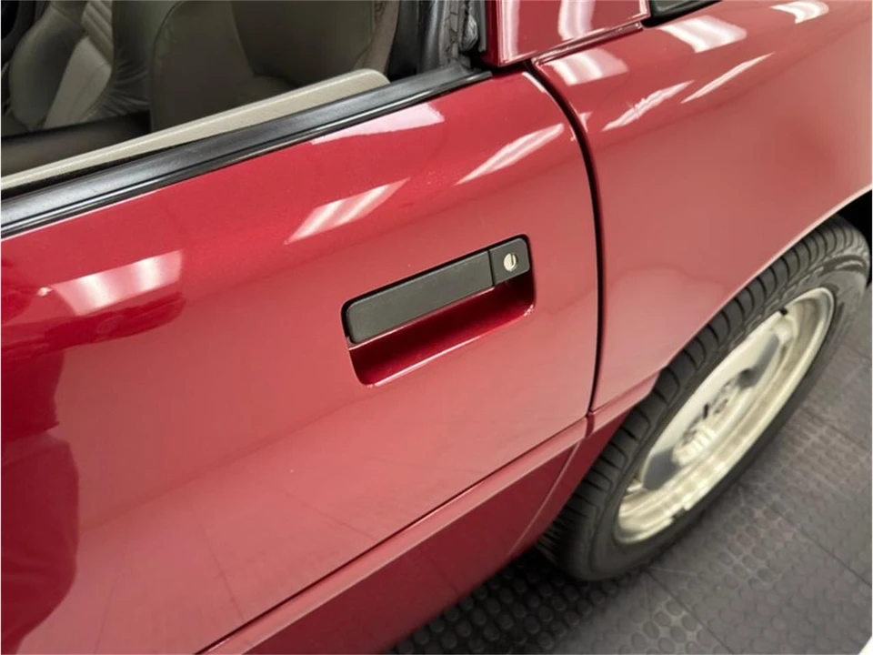 1995 Chevrolet Corvette C4 - Image 20 of 31