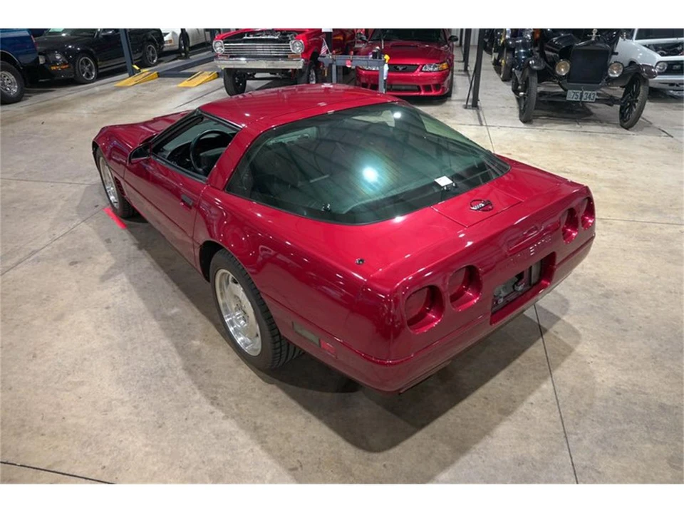 1995 Chevrolet Corvette C4 - Image 16 of 31