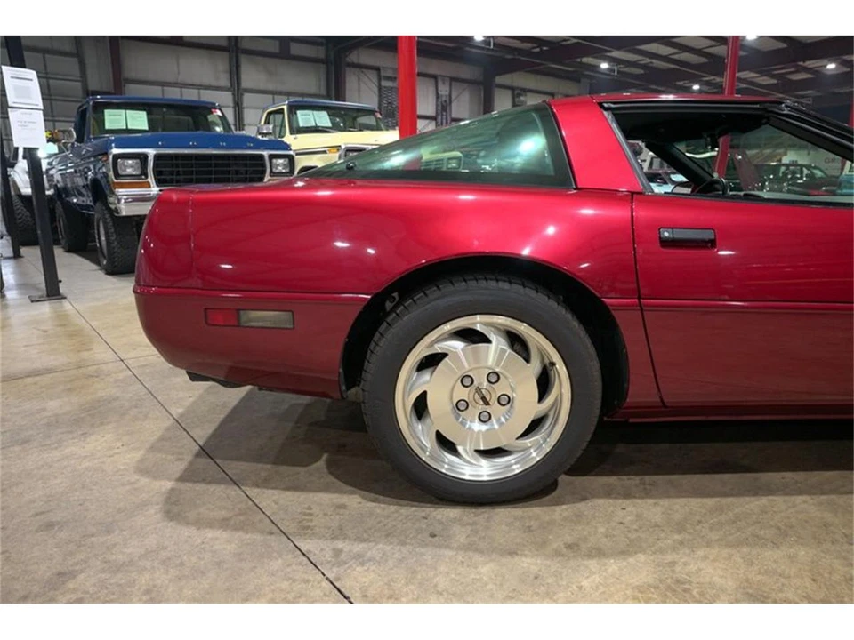 1995 Chevrolet Corvette C4 - Image 9 of 31