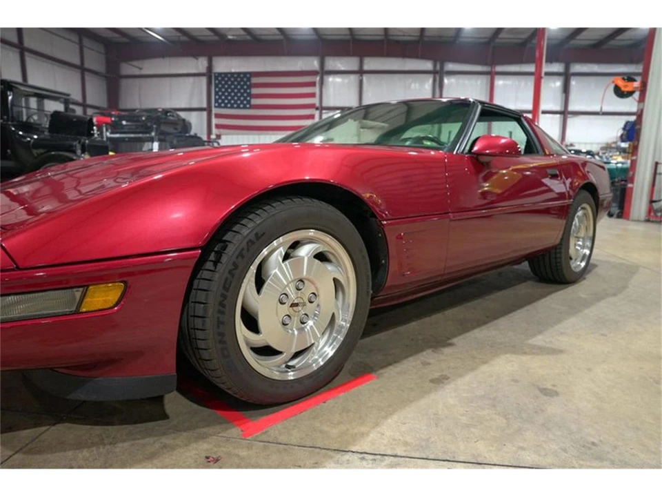 1995 Chevrolet Corvette C4 - Image 30 of 31