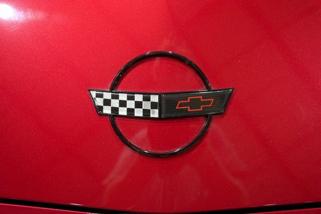 1995 Chevrolet Corvette C4 - Image 16 of 31