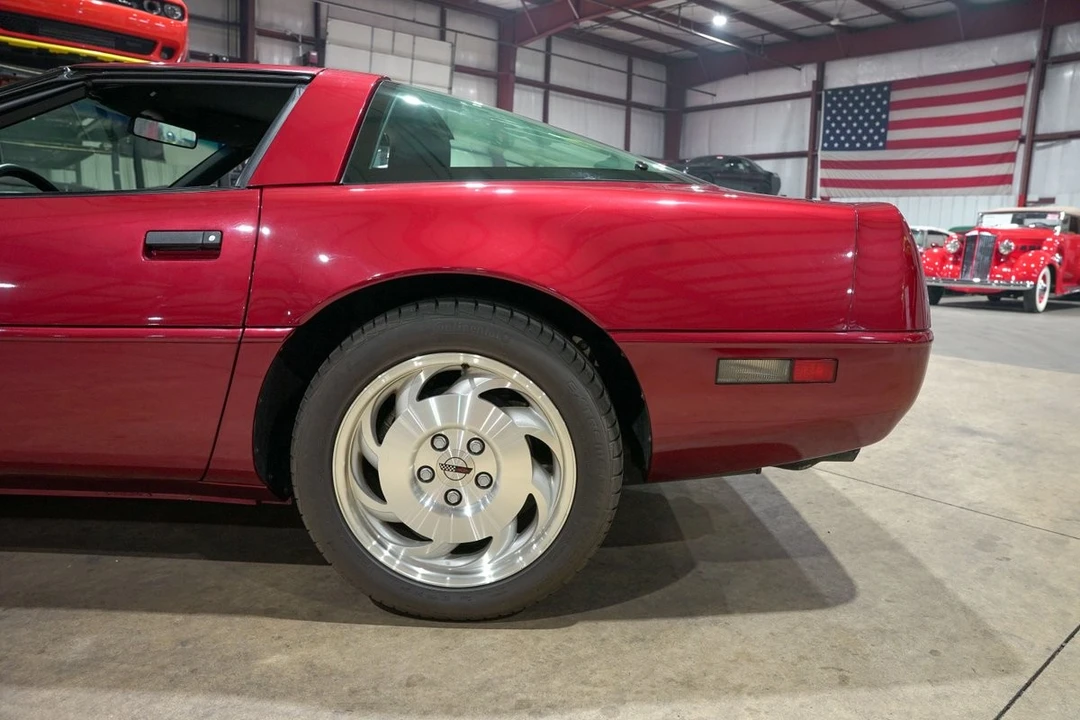 1995 Chevrolet Corvette C4 - Image 5 of 31