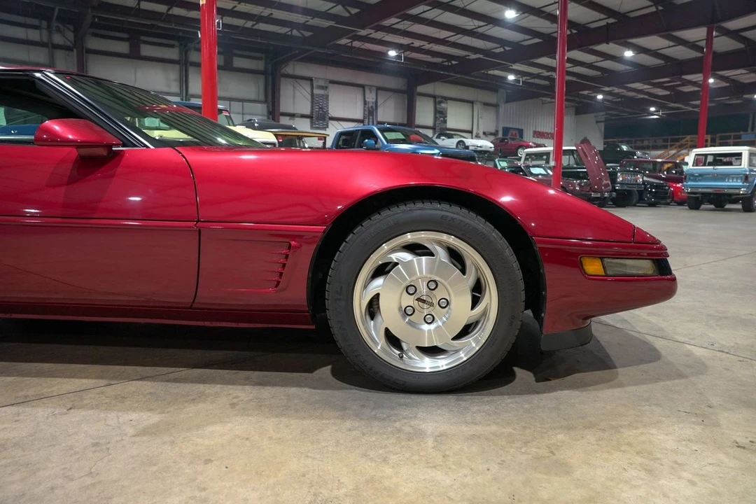 1995 Chevrolet Corvette C4 - Image 9 of 31