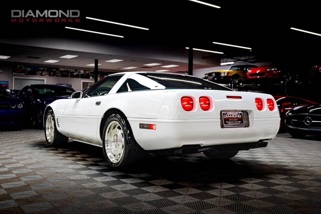 1995 Chevrolet Corvette C4 - Image 2 of 12
