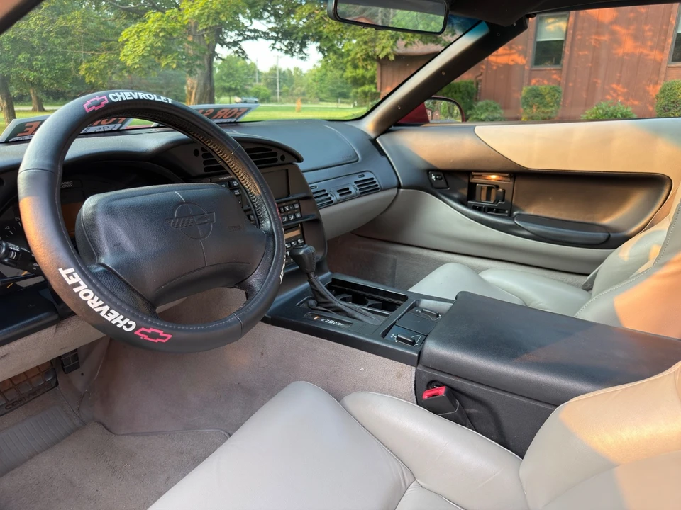 1995 Chevrolet Corvette C4 - Image 15 of 31