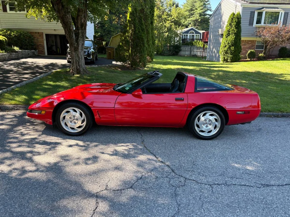 1995 Chevrolet Corvette C4 - Image 3 of 8