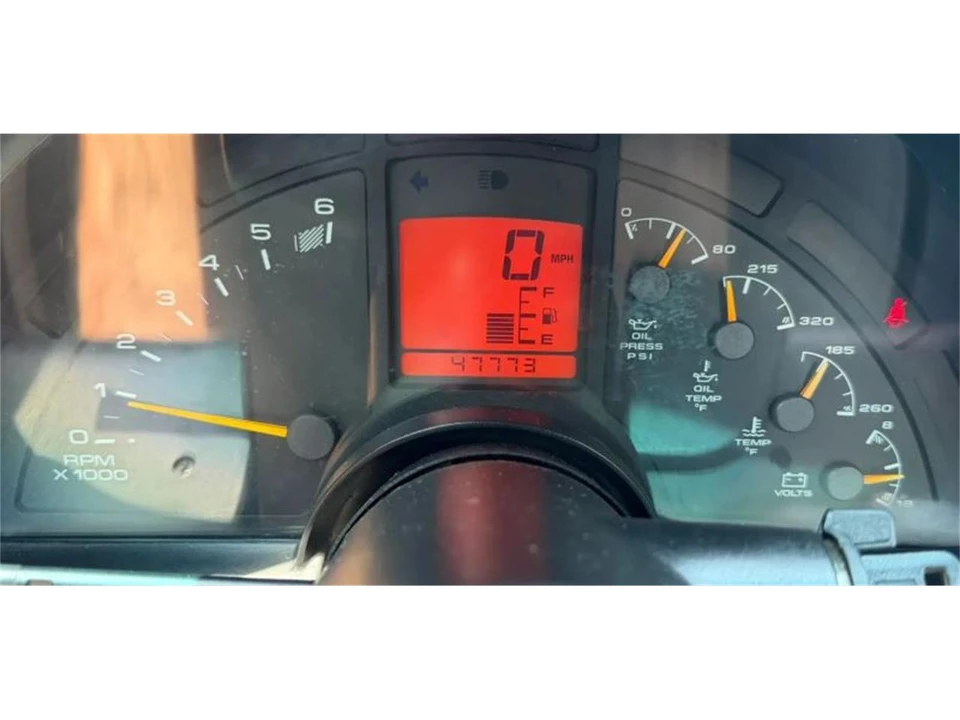 1995 Chevrolet Corvette C4 - Image 19 of 31