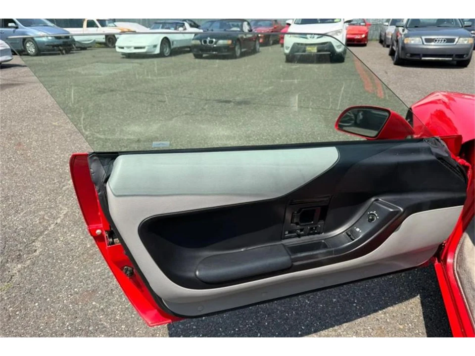 1995 Chevrolet Corvette C4 - Image 14 of 31