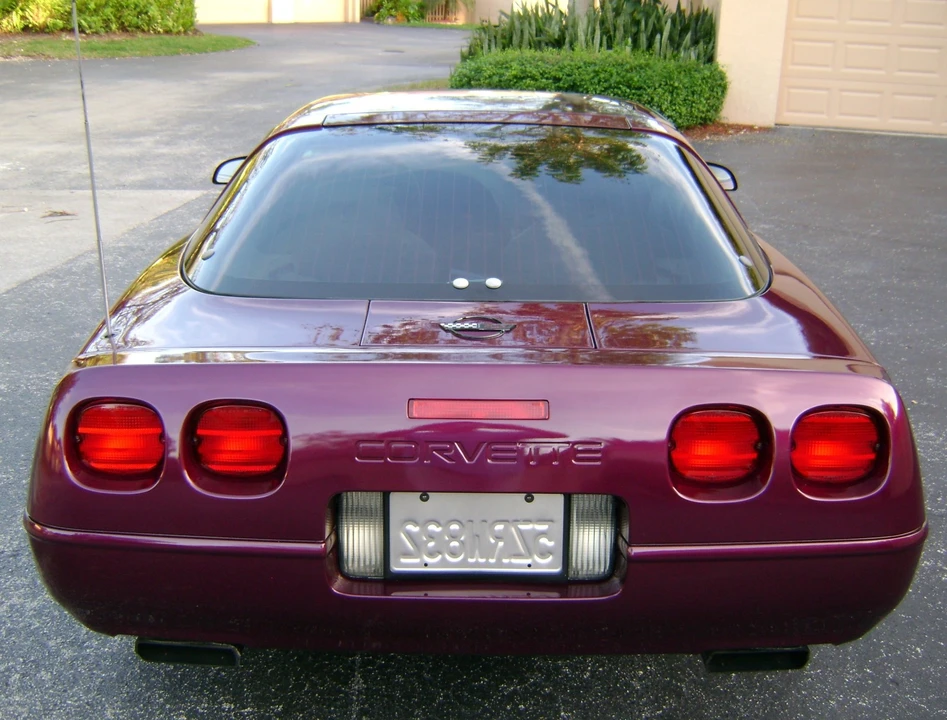 1995 Chevrolet Corvette C4 - Image 8 of 18