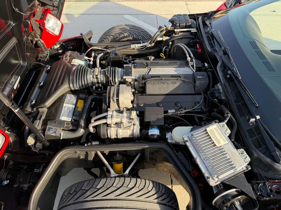 1995 Chevrolet Corvette C4 - Image 25 of 26