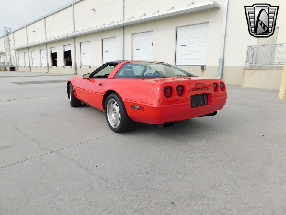 1995 Chevrolet Corvette C4 - Image 10 of 12