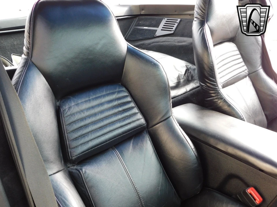 1995 Chevrolet Corvette C4 - Image 15 of 21