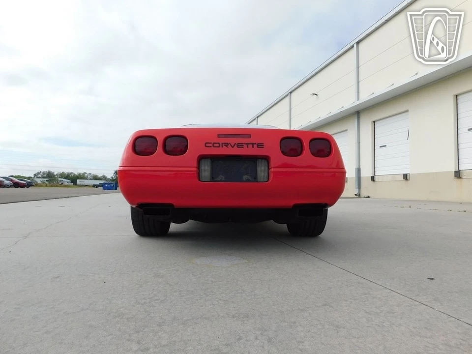 1995 Chevrolet Corvette C4 - Image 19 of 21