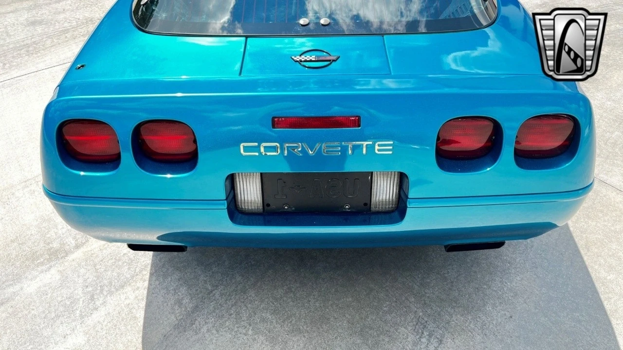 1995 Chevrolet Corvette C4 - Image 9 of 12