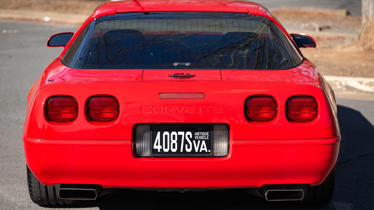 1995 Chevrolet Corvette C4 - Image 11 of 31