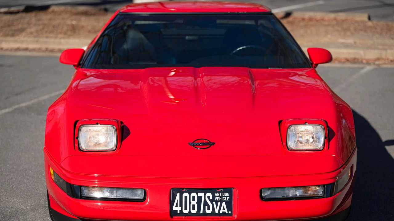 1995 Chevrolet Corvette C4 - Image 13 of 31