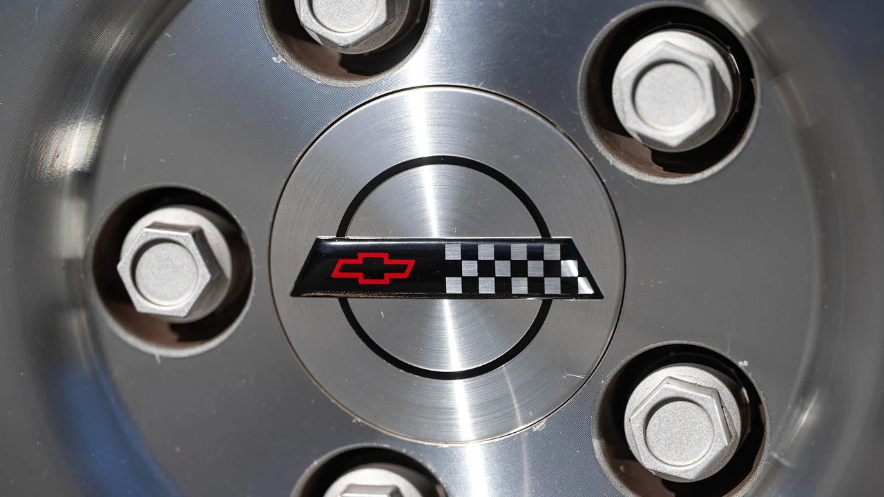 1995 Chevrolet Corvette C4 - Image 26 of 31