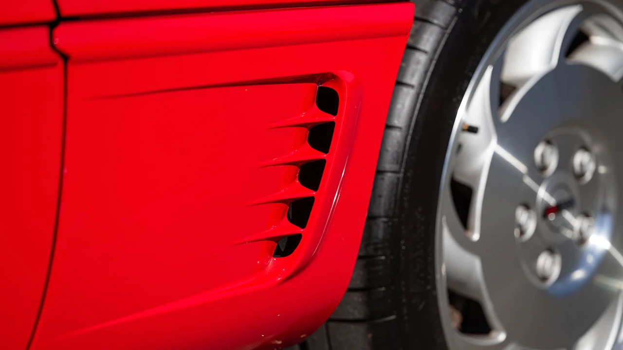 1995 Chevrolet Corvette C4 - Image 27 of 31
