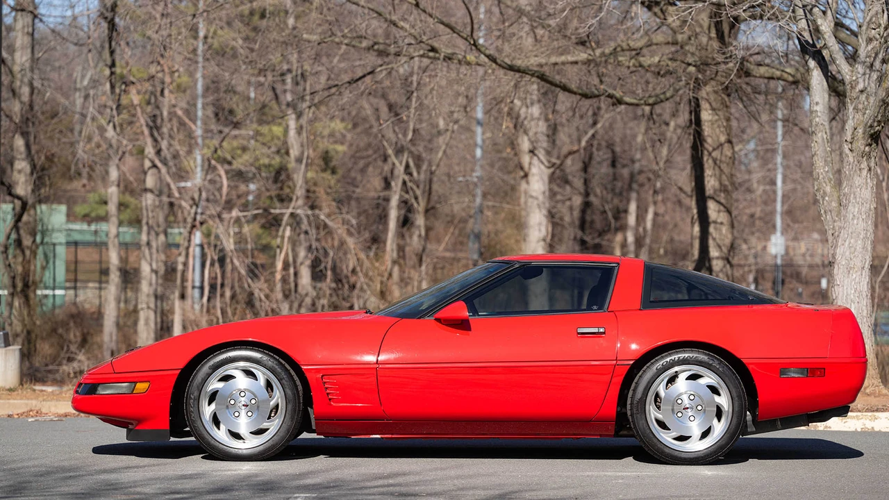 1995 Chevrolet Corvette C4 - Image 8 of 31