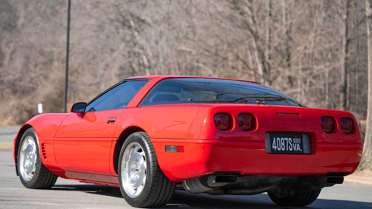 1995 Chevrolet Corvette C4 - Image 10 of 31