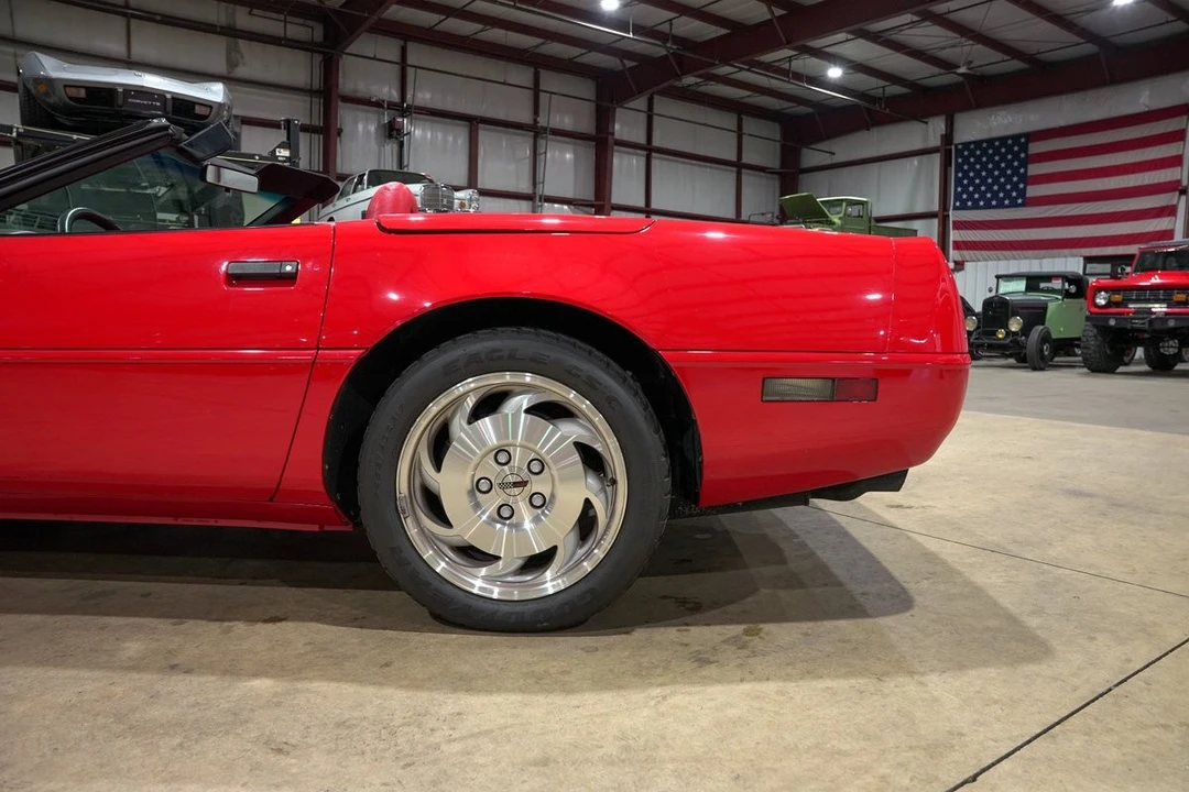 1995 Chevrolet Corvette C4 - Image 5 of 12