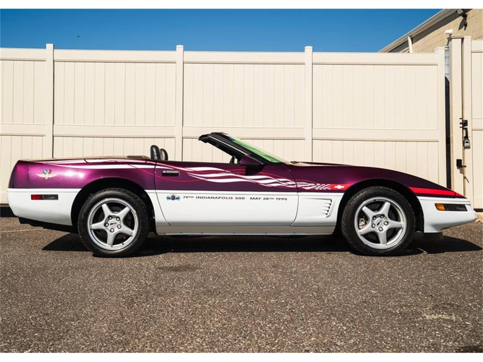 1995 Chevrolet Corvette C4 - Image 17 of 31