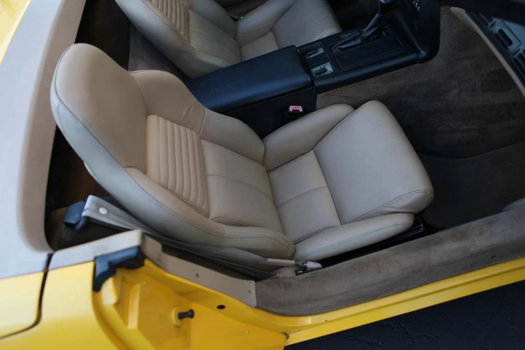 1995 Chevrolet Corvette C4 - Image 15 of 18