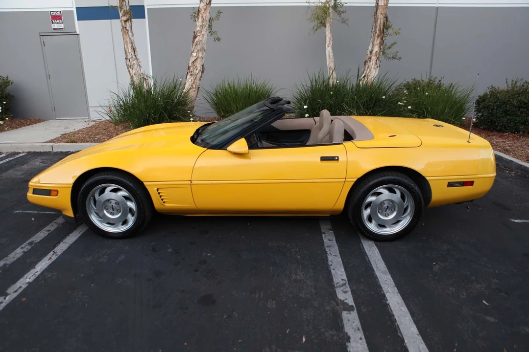 1995 Chevrolet Corvette C4 - Image 3 of 18