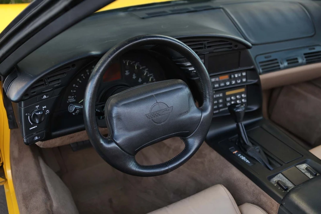 1995 Chevrolet Corvette C4 - Image 11 of 18