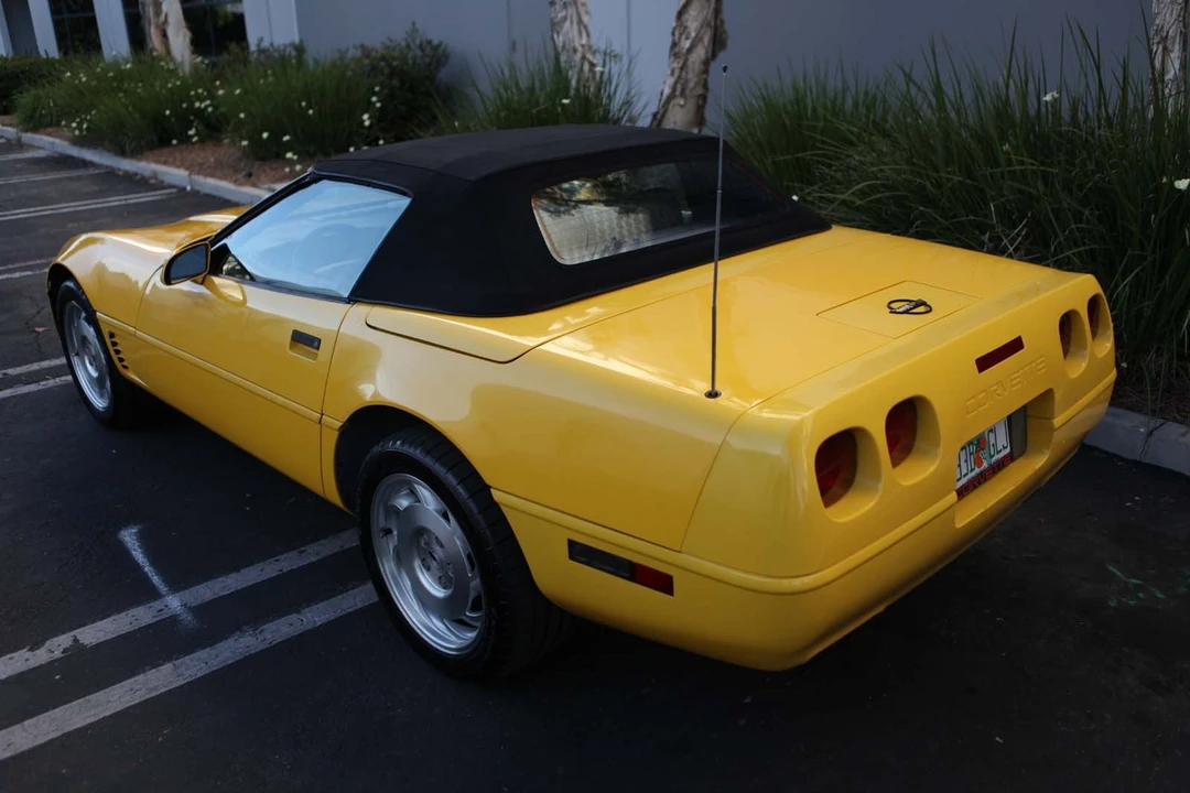 1995 Chevrolet Corvette C4 - Image 4 of 18