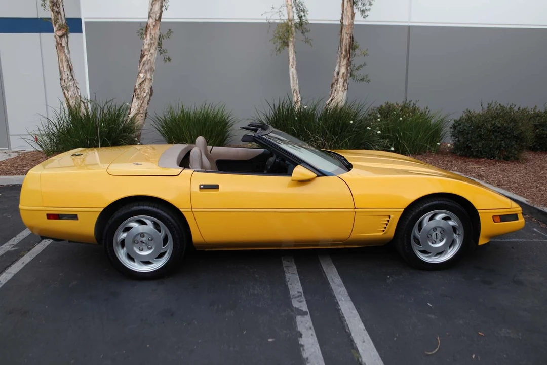 1995 Chevrolet Corvette C4 - Image 6 of 18