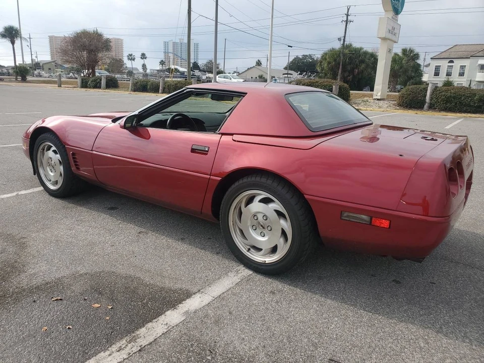 1995 Chevrolet Corvette C4 - Image 18 of 28