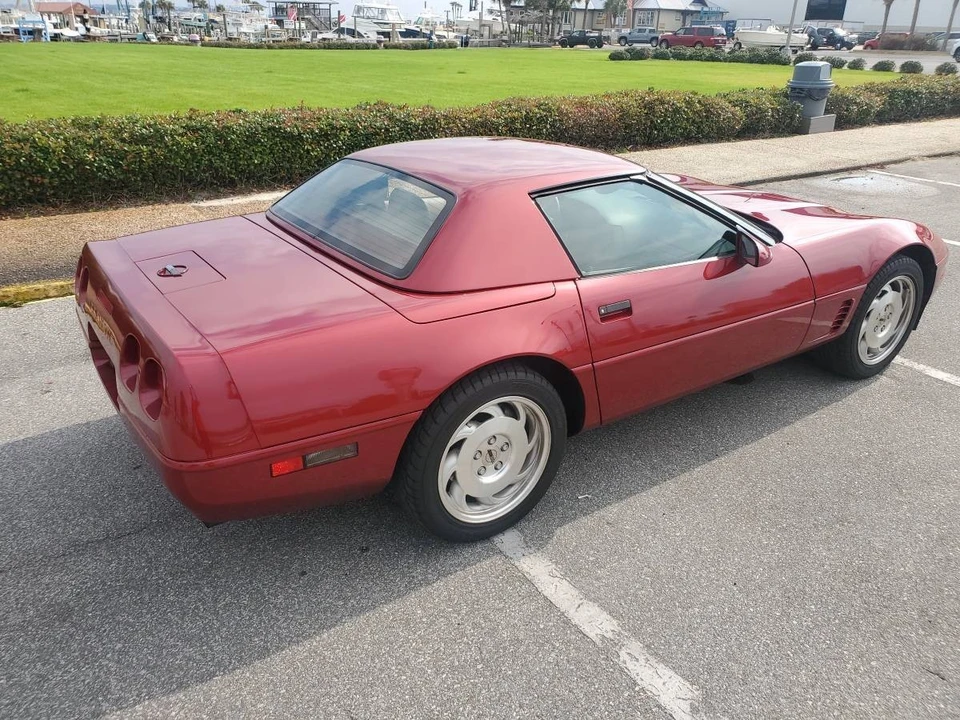 1995 Chevrolet Corvette C4 - Image 17 of 28
