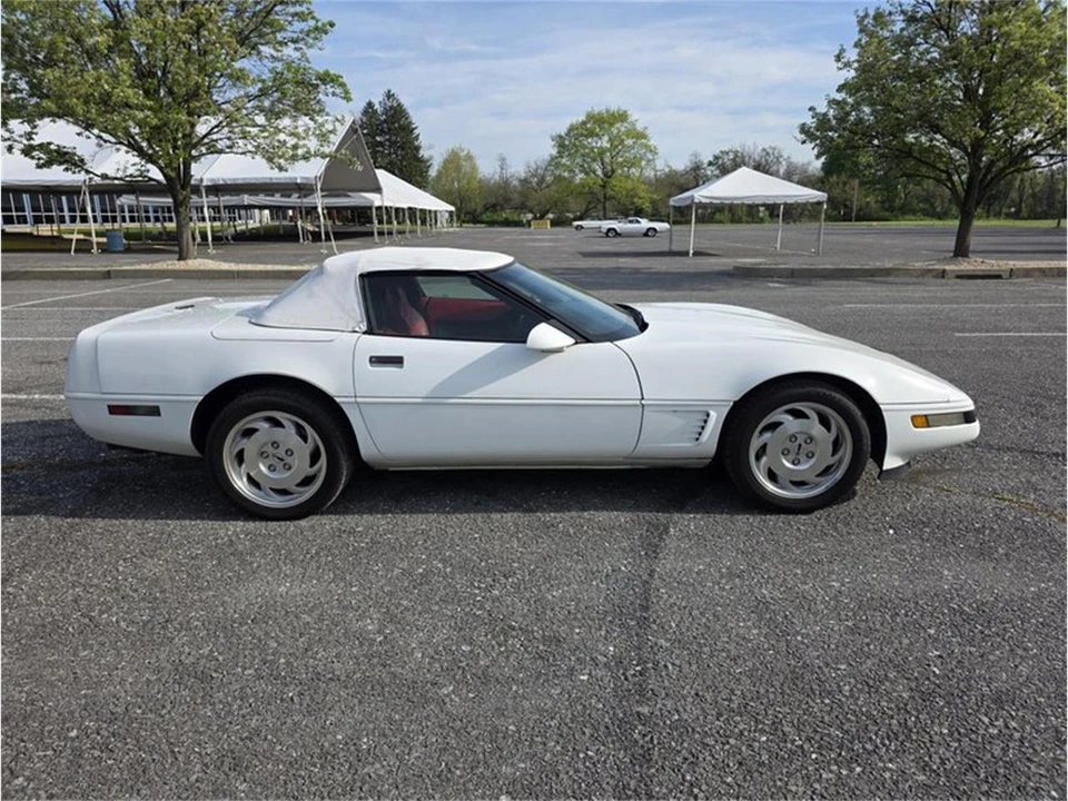 1995 Chevrolet Corvette C4 - Image 6 of 20