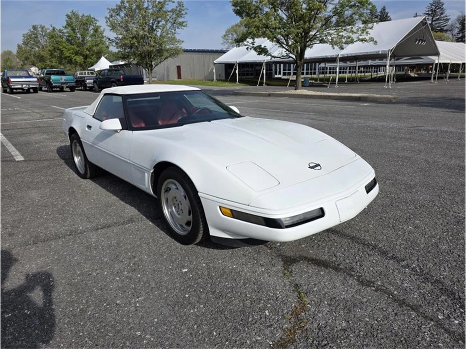 1995 Chevrolet Corvette C4 - Image 2 of 20