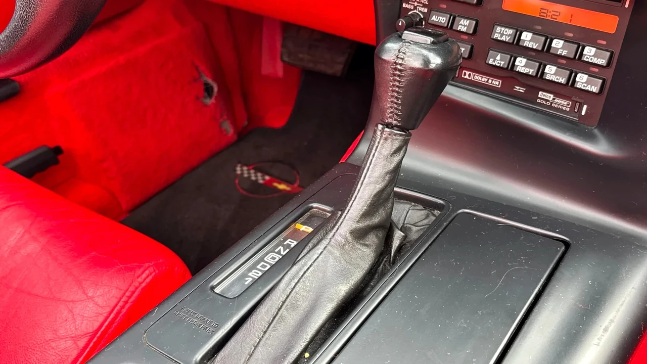 1995 Chevrolet Corvette C4 - Image 20 of 24