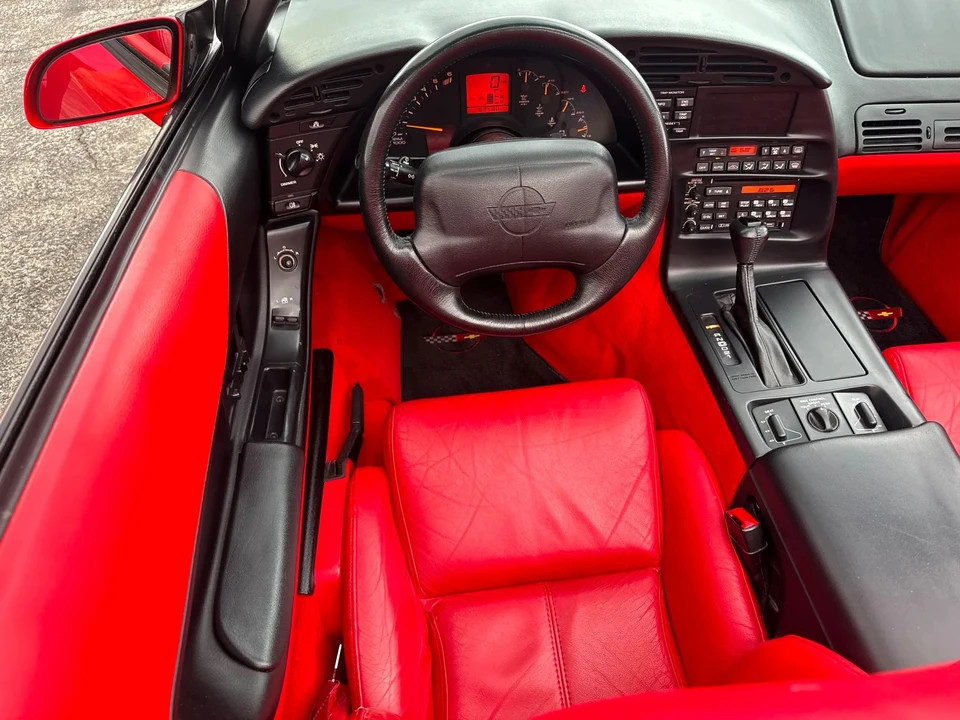 1995 Chevrolet Corvette C4 - Image 17 of 24