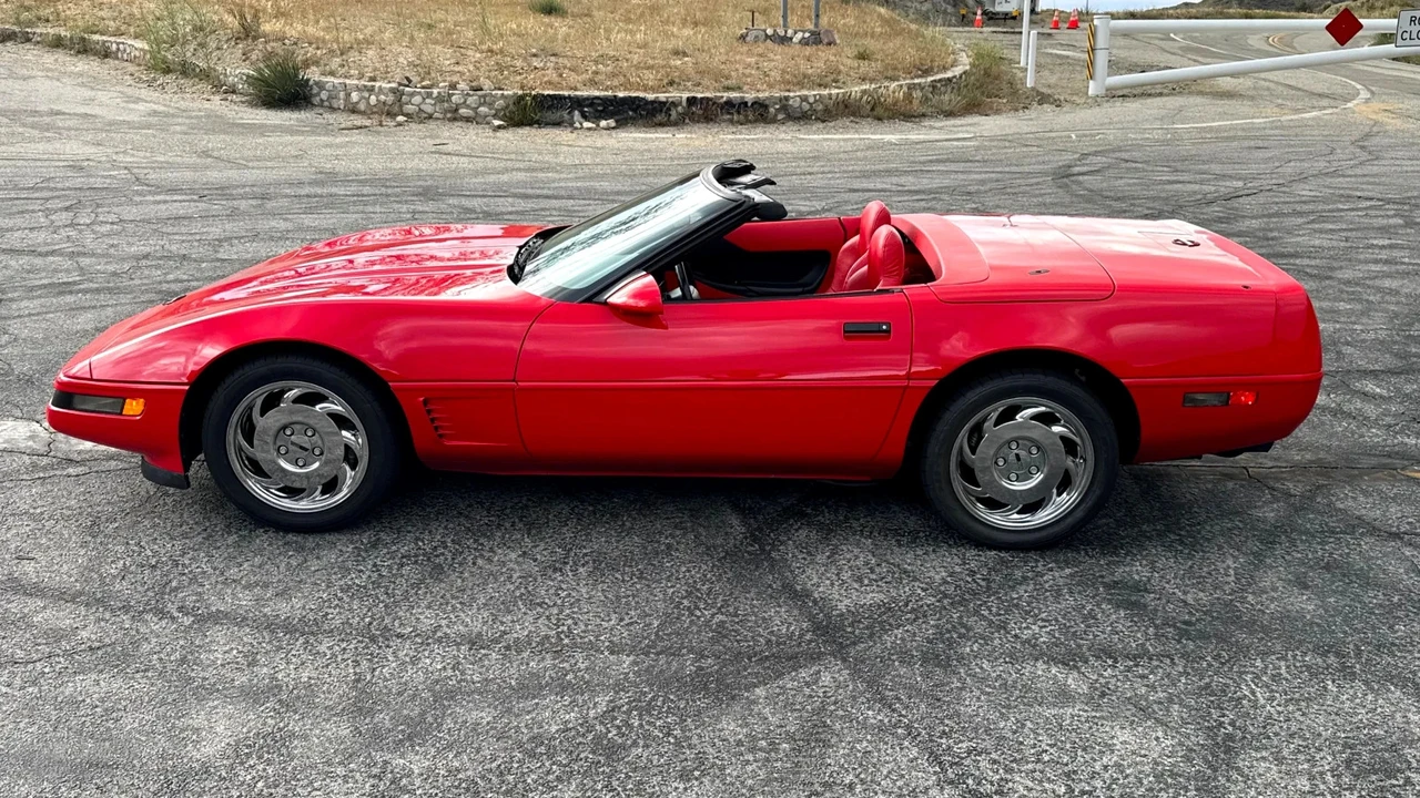 1995 Chevrolet Corvette C4 - Image 4 of 24