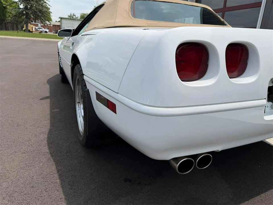 1995 Chevrolet Corvette C4 - Image 5 of 29