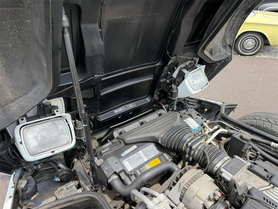 1995 Chevrolet Corvette C4 - Image 24 of 29