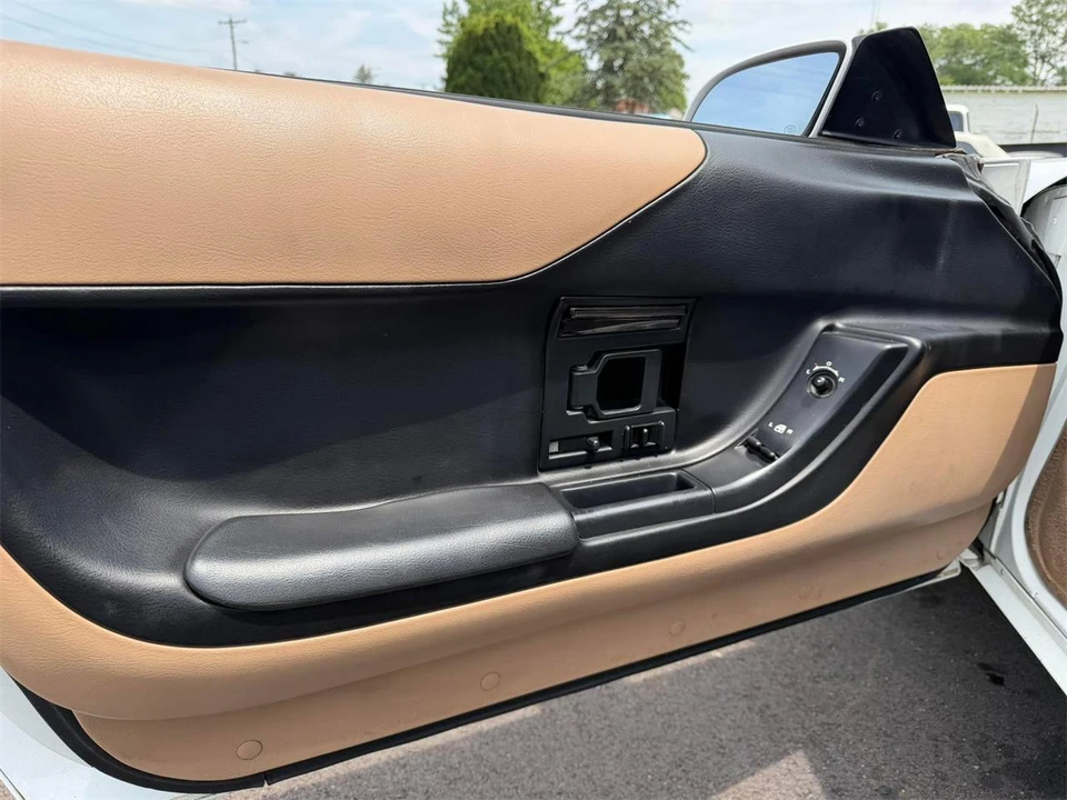 1995 Chevrolet Corvette C4 - Image 12 of 29